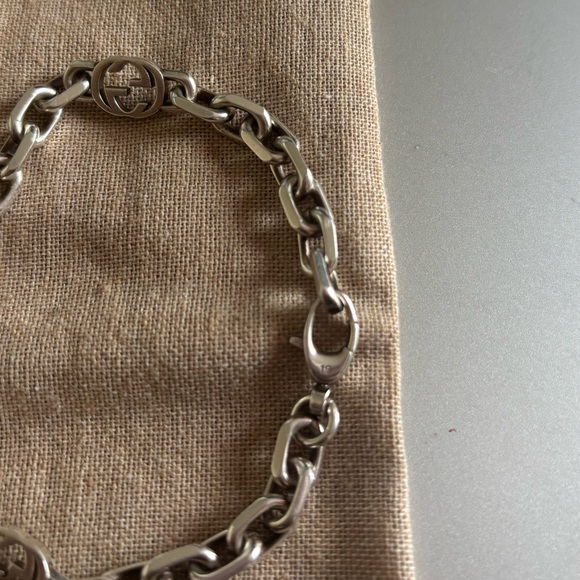Gucci Interlocking G Station Bracelet - Picture 2 of 6